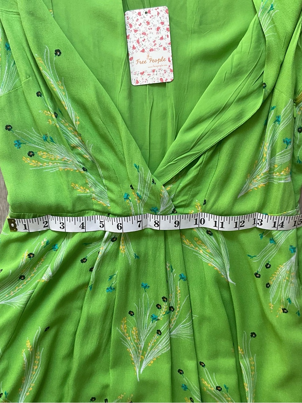 Free People Retro Floral Green V-neck Midi Dress Size 12 NWT - Picture 14 of 14